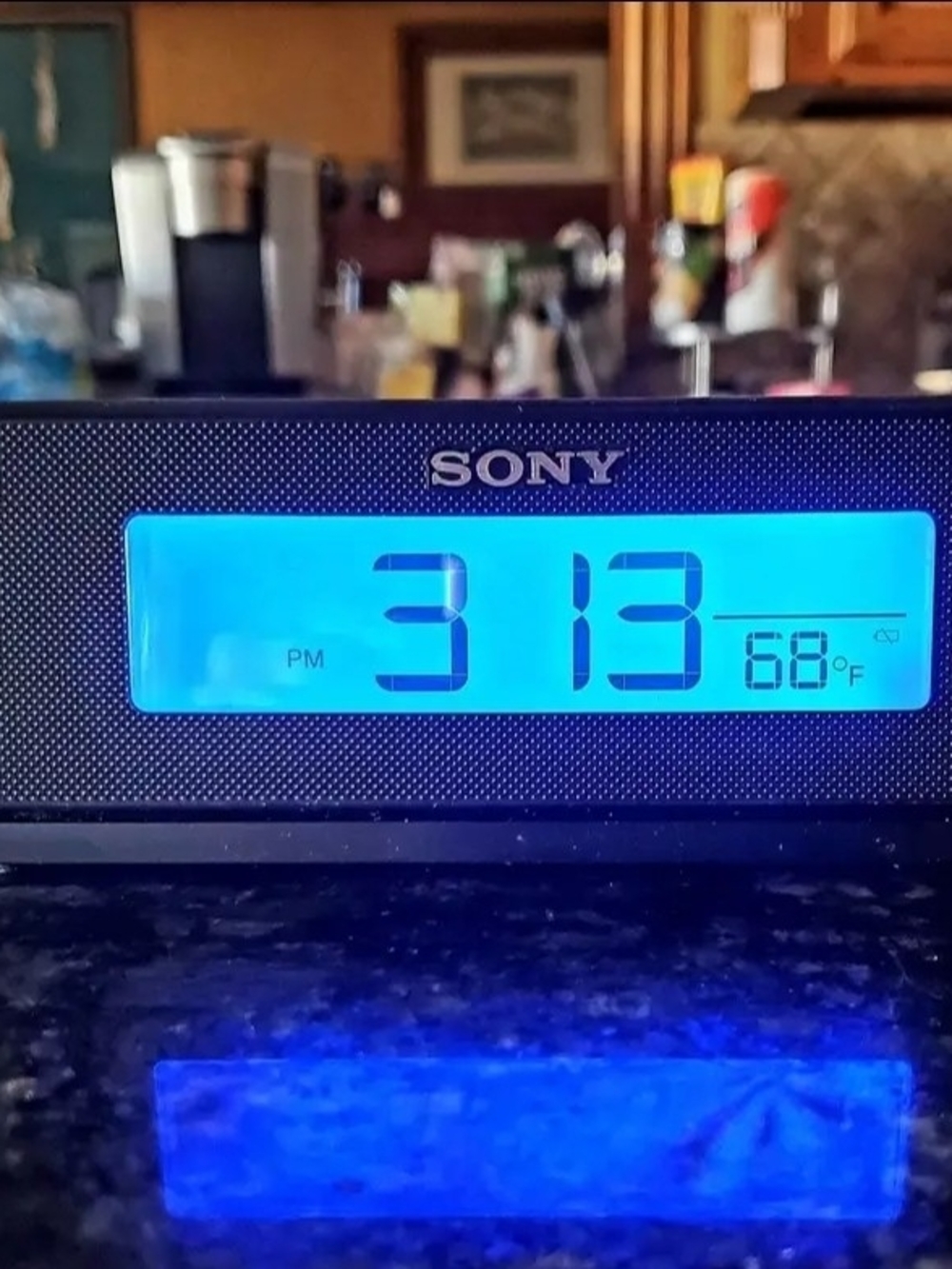Sony Dream Machine ICF-C707 Clock Radio ICF-C707 AM/FM Clock Radio Black & Blue